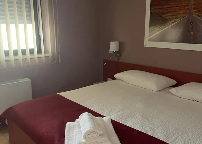Vespucci Motel *